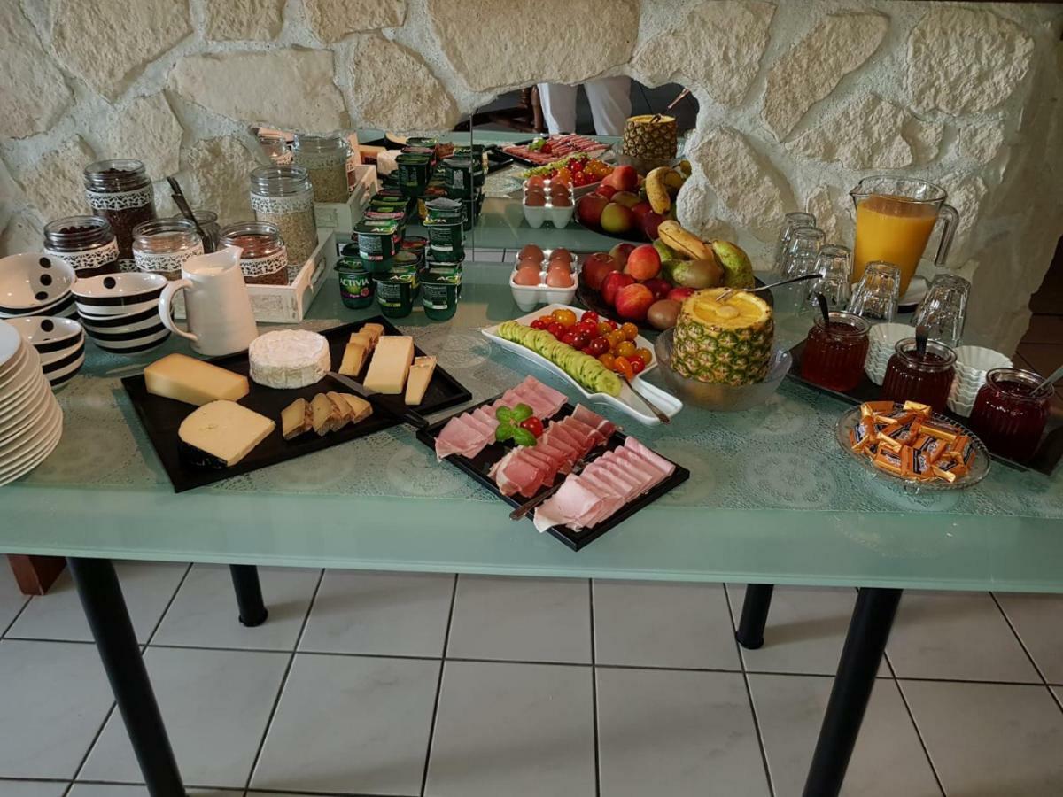 Bed and Breakfast Le Venay Frontenaud Esterno foto