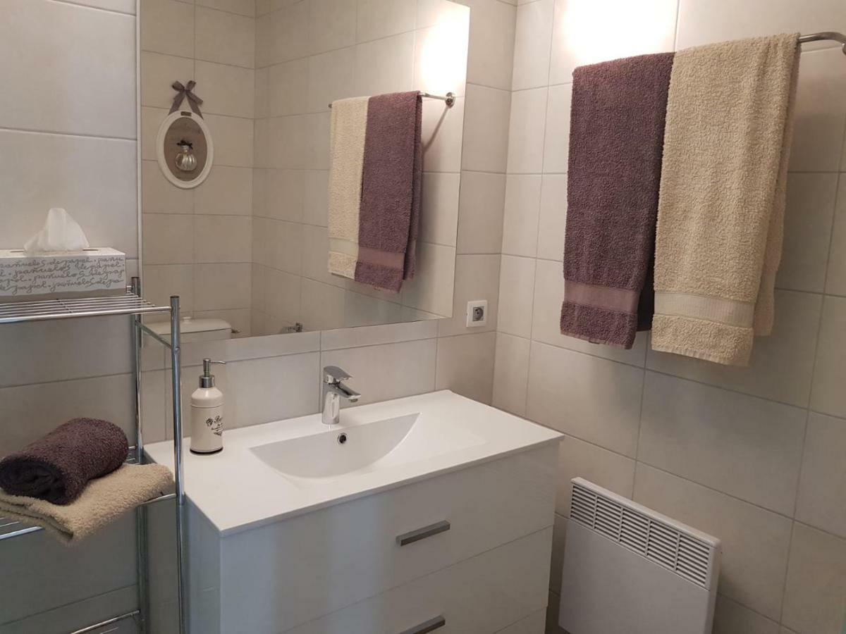 Bed and Breakfast Le Venay Frontenaud Esterno foto